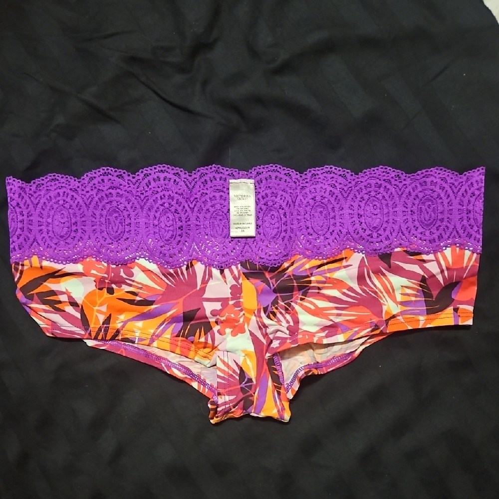 Victoria's Secret Purple Lace Trim Floral Hiphugger